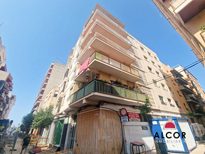Casas en venta y pisos alquiler - 1