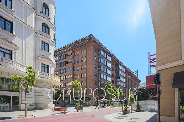 Casas en venta y pisos alquiler - 2