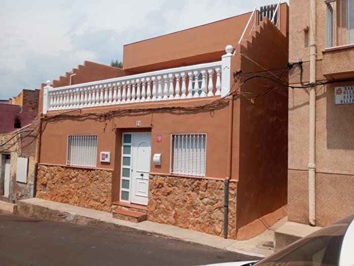 Casa en venta en Ribesalbes, Castellón de 4 habitaciones