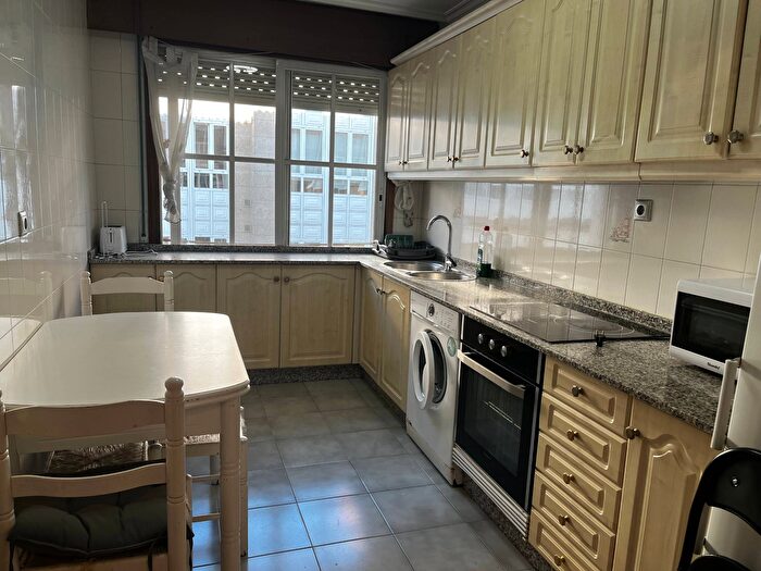 Casas en venta y pisos alquiler - 1