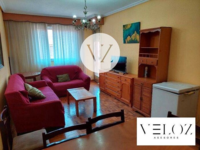 Casas en venta y pisos alquiler - 1