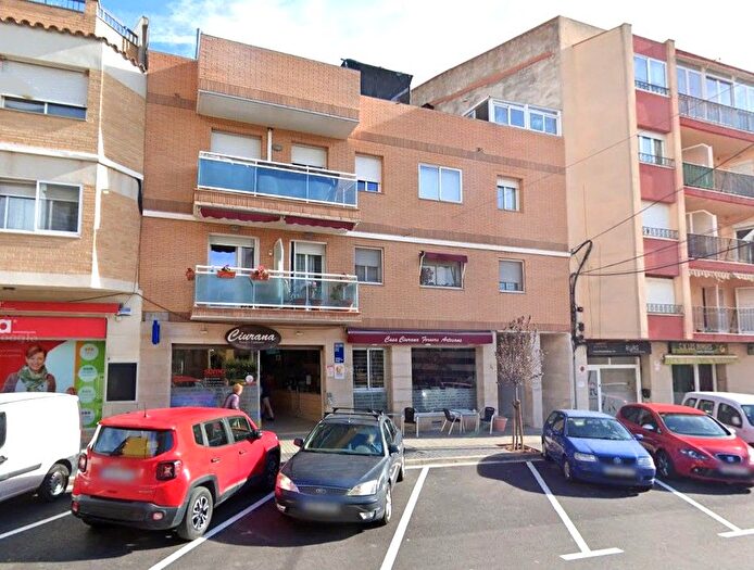 Piso en venta en Les Borges del Camp, Tarragona de 4 habitaciones