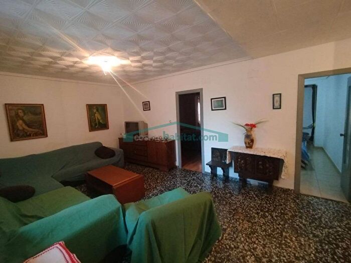 Casas en venta y pisos alquiler - 2