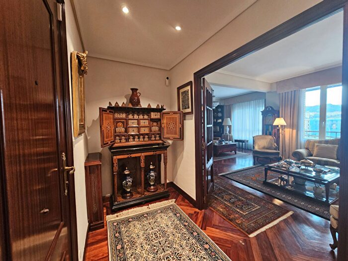 Casas en venta y pisos alquiler - 2