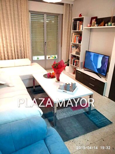 Piso en venta en Rollo Puente Ladrillo, Salamanca Capital de 3 habitaciones