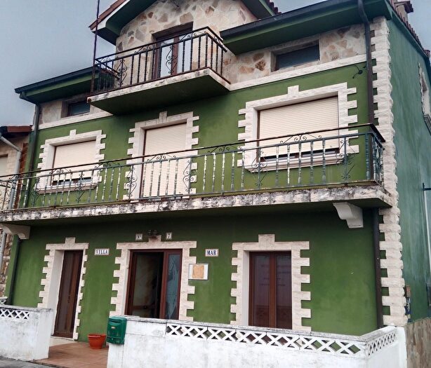 Casas en venta y pisos alquiler - 1