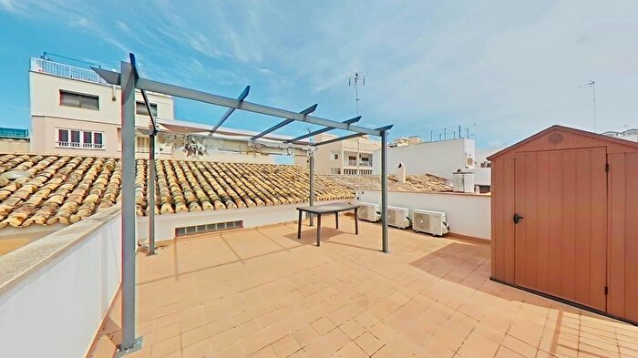 Casas en venta y pisos alquiler - 1