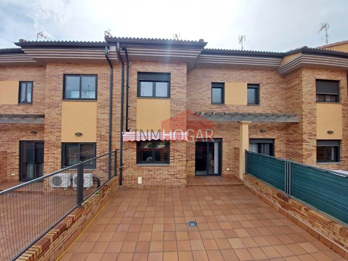 Casas en venta y pisos alquiler - 1