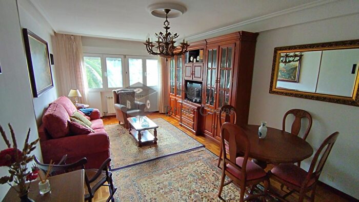 Casas en venta y pisos alquiler - 2