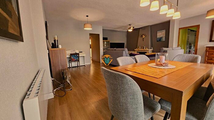 Casa en venta en Varadero, La Nucia de 5 habitaciones