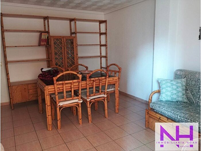 Casas en venta y pisos alquiler - 2