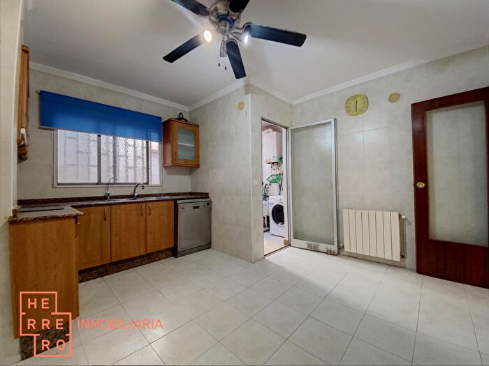Piso en venta en Norte, Plaza Illes Columbretes de 4 habitaciones