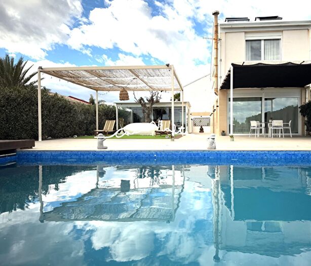 Casas en venta y pisos alquiler - 1