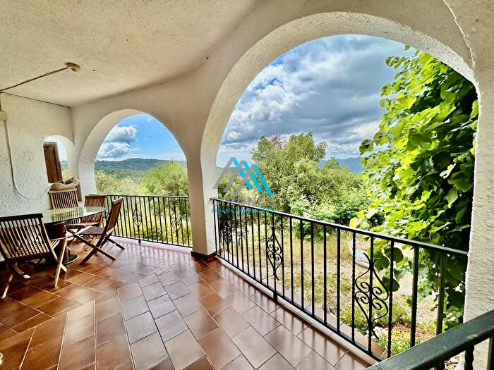 Casa en venta en Urbanitzacions del Nord, Santa Cristina dAro de 4 habitaciones