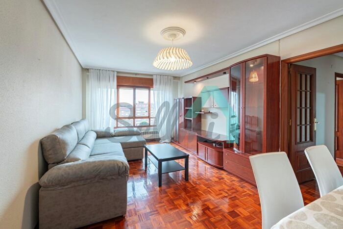 Casas en venta y pisos alquiler - 1