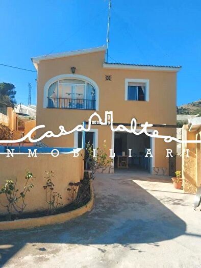 Casas en venta y pisos alquiler - 1