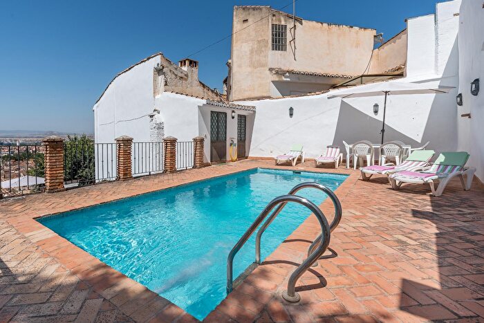 Casas en venta y pisos alquiler - 2
