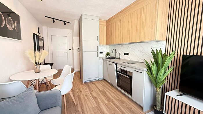 Piso en venta en Comunitat Valenciana, Alicante de 1 habitacion