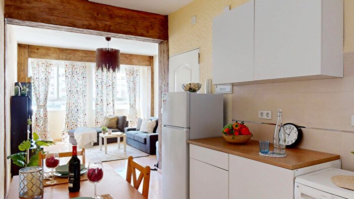 Casas en venta y pisos alquiler - 3