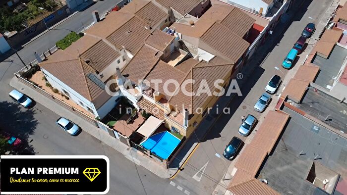 Casas en venta y pisos alquiler - 1