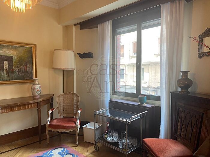 Casas en venta y pisos alquiler - 3