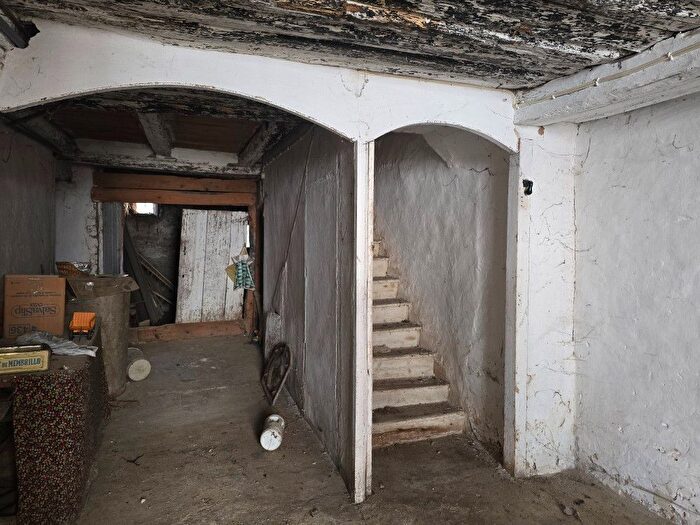 Casa en venta en Puente la Reina de Jaca, Huesca de 3 habitaciones