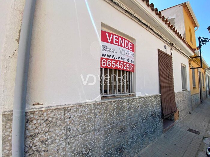 Casas en venta y pisos alquiler - 1