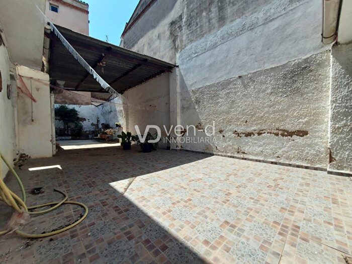 Casas en venta y pisos alquiler - 2