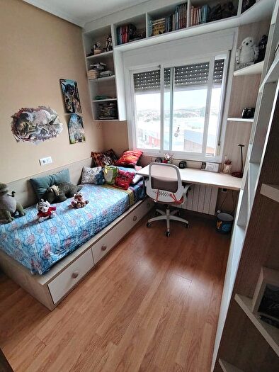 Casas en venta y pisos alquiler - 3