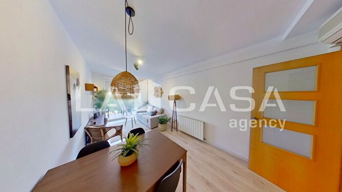 Casas en venta y pisos alquiler - 1