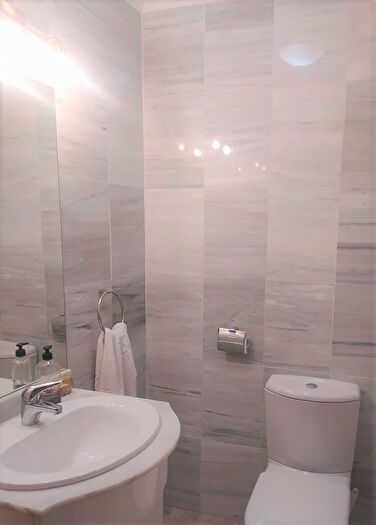 Casas en venta y pisos alquiler - 2