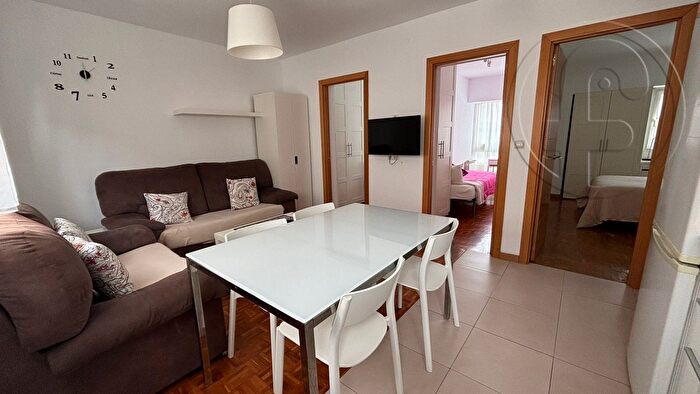 Casas en venta y pisos alquiler - 2