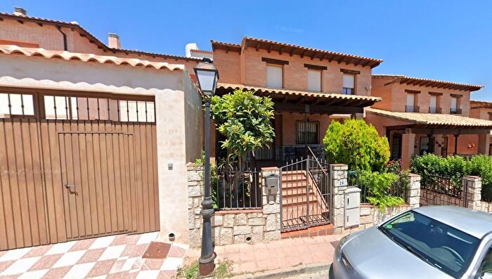 Casa en venta en Los Yébenes, Toledo de 2 habitaciones