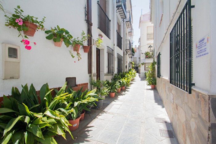 Casa en venta en Güéjar Sierra, Granada de 4 habitaciones