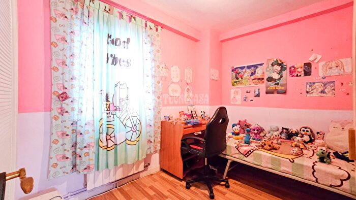 Casas en venta y pisos alquiler - 2