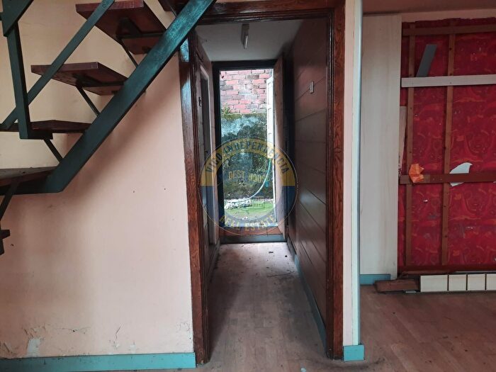 Casas en venta y pisos alquiler - 2