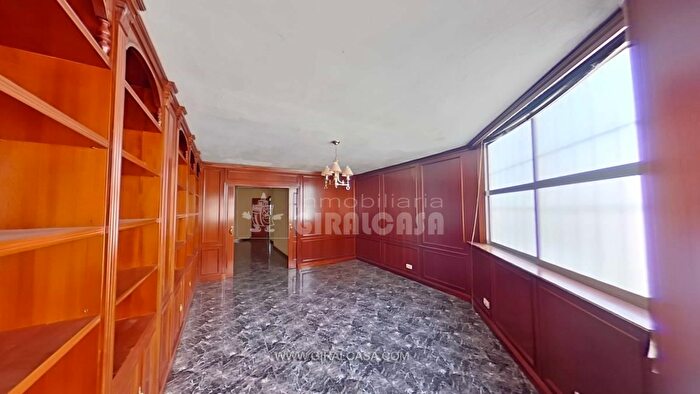 Casas en venta y pisos alquiler - 2