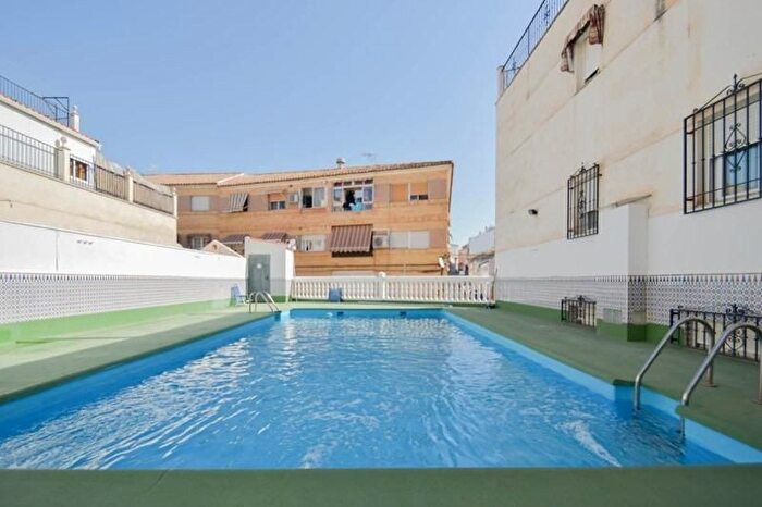 Casas en venta y pisos alquiler - 1