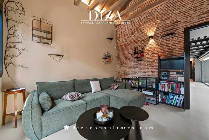 Casas en venta y pisos alquiler - 2