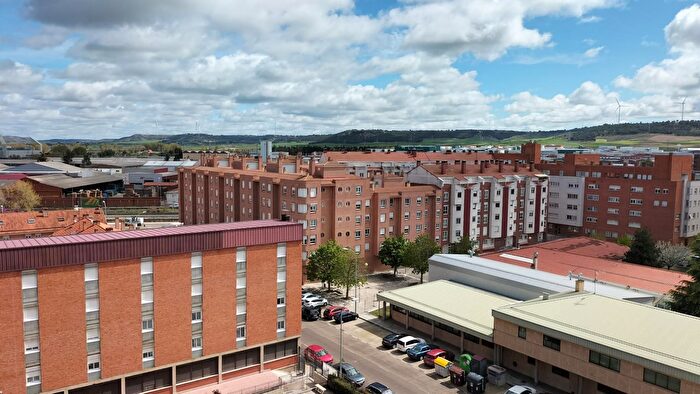 Piso en venta en Campo de la Juventud, Palencia Capital de 3 habitaciones