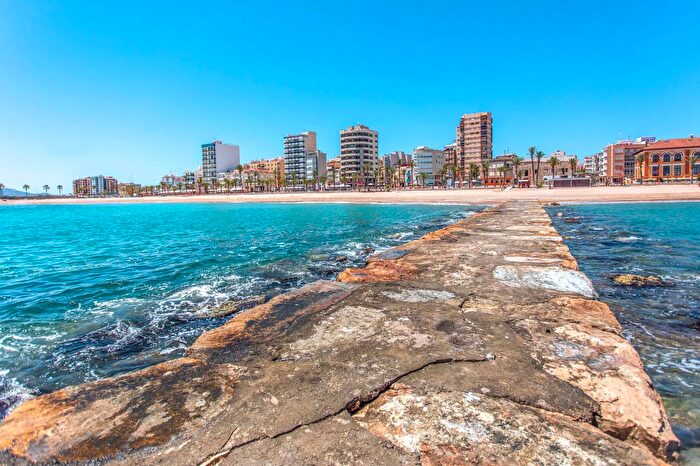 Piso en venta en Casco Urbano, Vinaròs de 4 habitaciones
