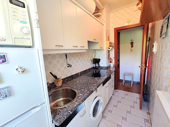 Casas en venta y pisos alquiler - 2