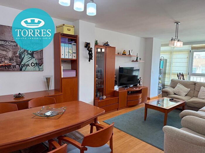 Casas en venta y pisos alquiler - 2