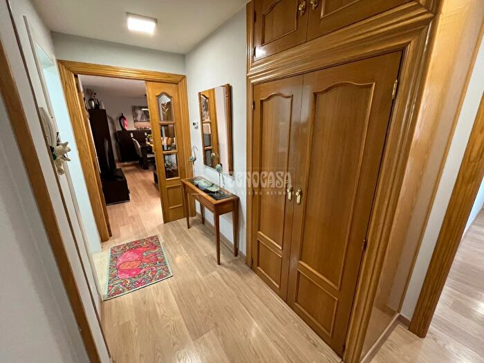 Casas en venta y pisos alquiler - 1
