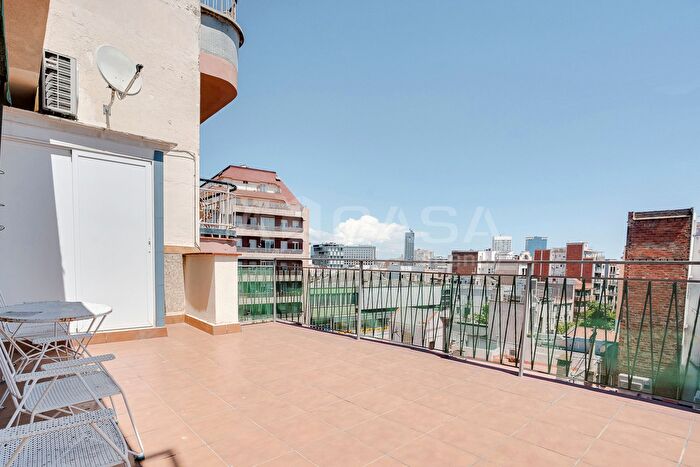 Casas en venta y pisos alquiler - 1