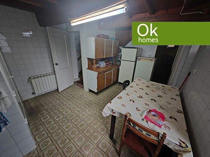 Casas en venta y pisos alquiler - 2