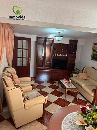 Casas en venta y pisos alquiler - 1