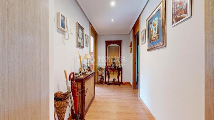 Casas en venta y pisos alquiler - 3