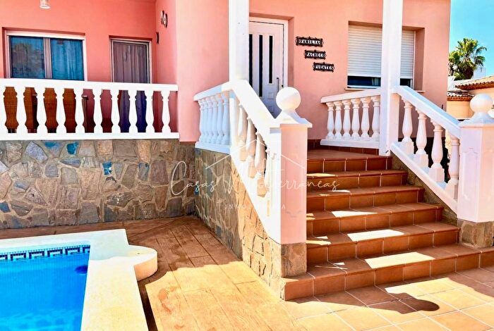 Casas en venta y pisos alquiler - 3