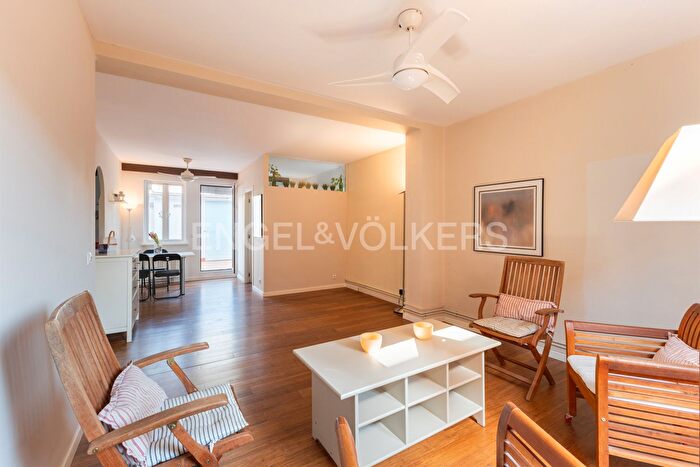 Casas en venta y pisos alquiler - 3